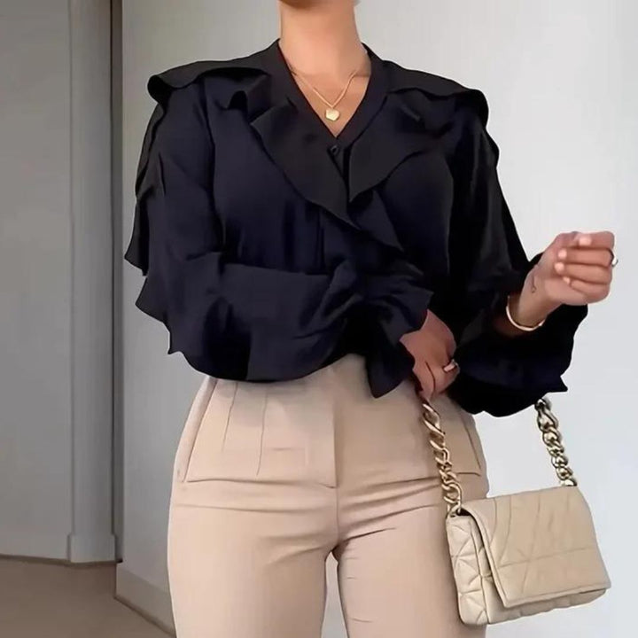 Casandra |Fließende Bluse mit Rüschen im Cascade-Look