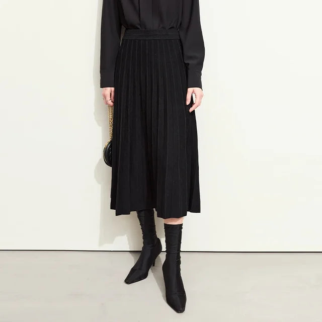 Julliete | Minimalistischer einfarbiger Plissee-Rock