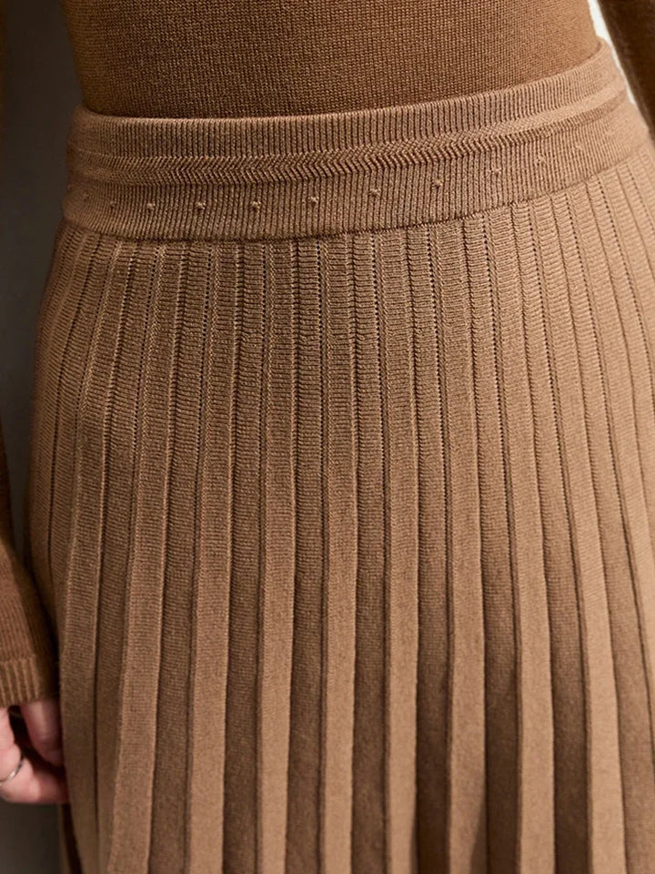 Julliete | Minimalistischer einfarbiger Plissee-Rock