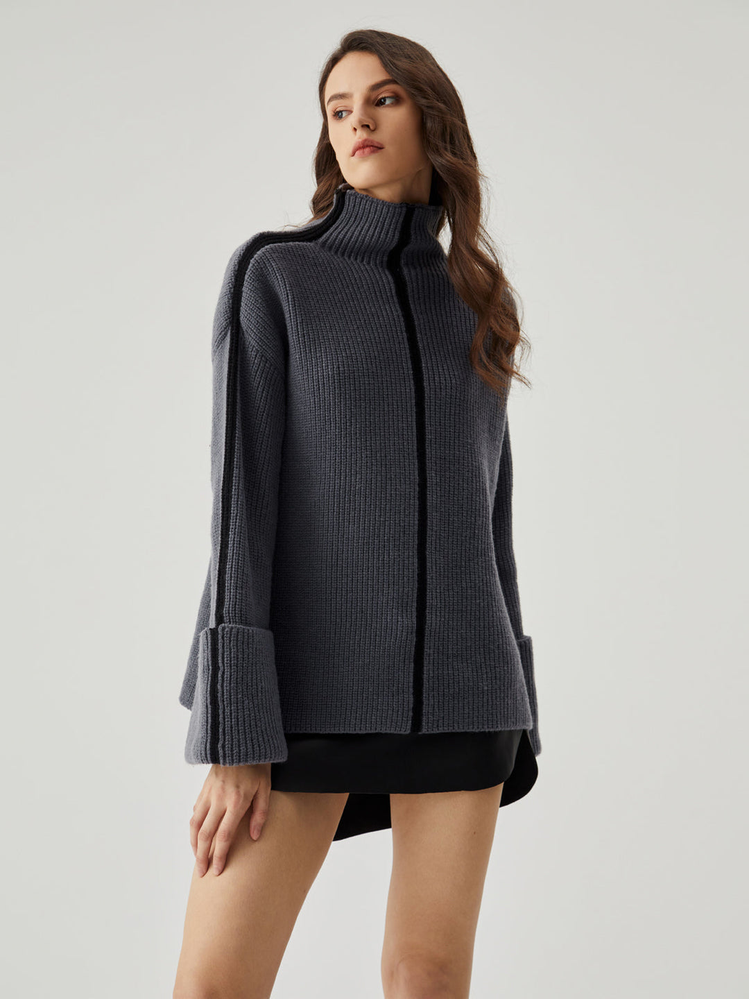 Luvia | Minimal Luxe Knit