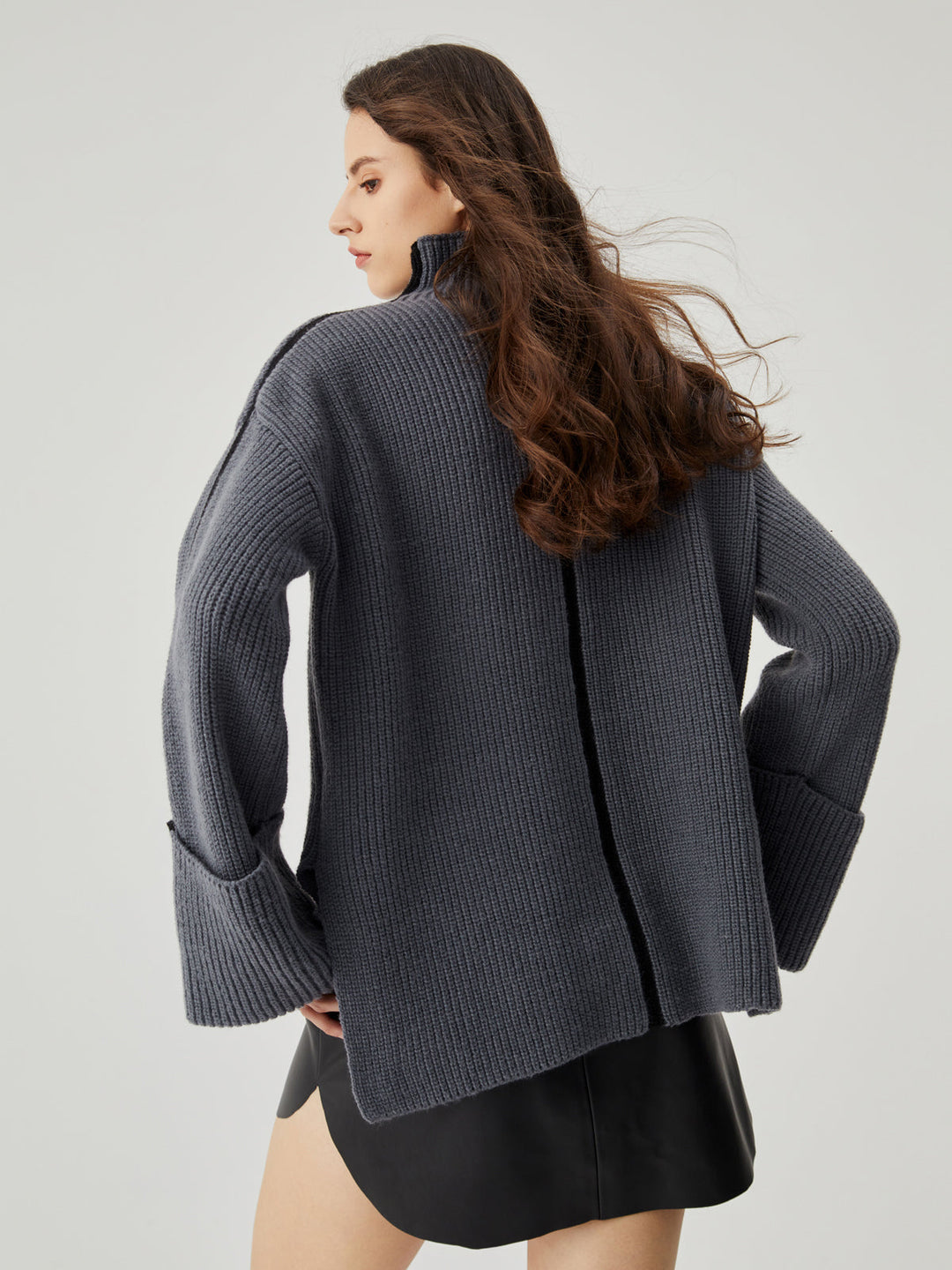 Luvia | Minimal Luxe Knit