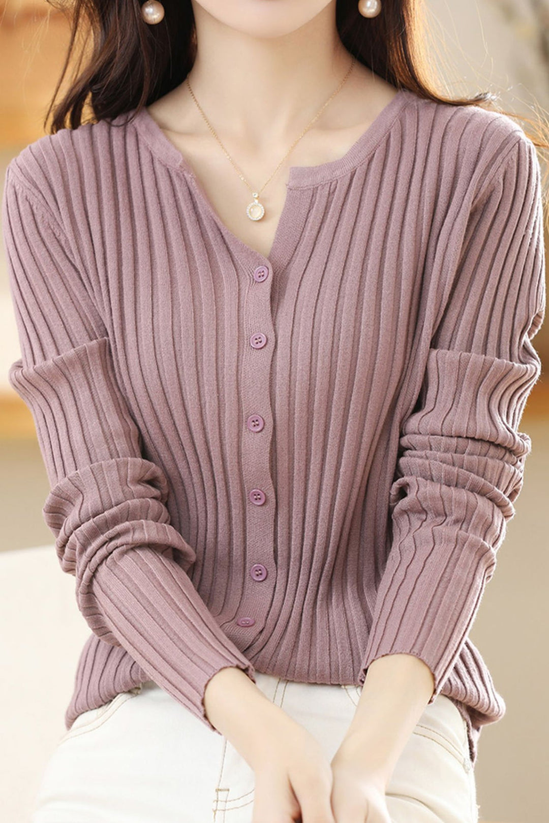 Strickjacke mit Rundhalsausschnitt