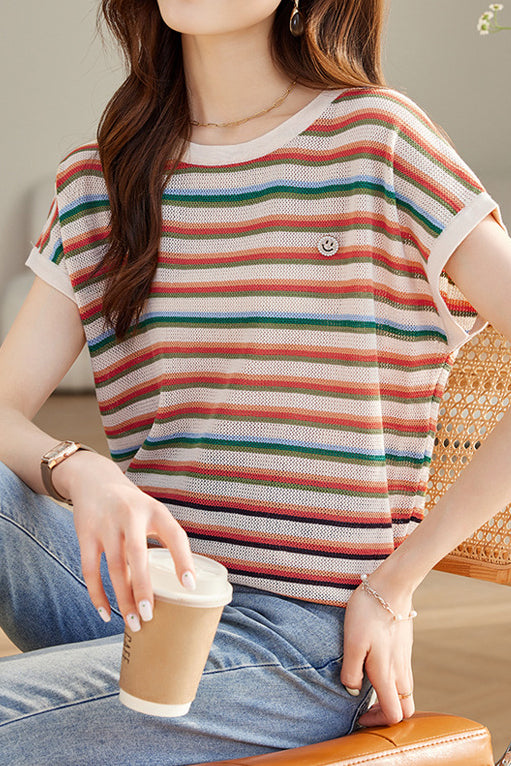 Bunter gestreifter Strickpullover