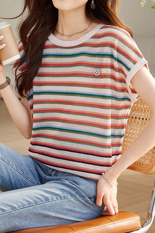 Bunter gestreifter Strickpullover