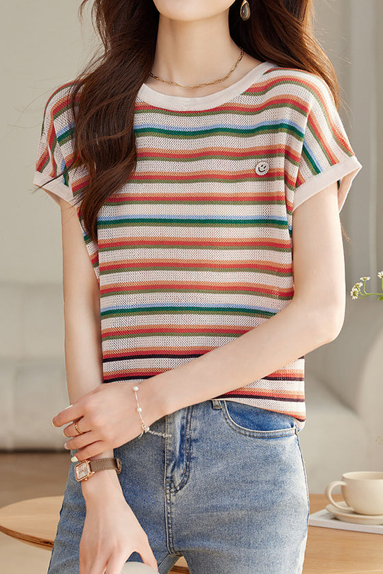 Bunter gestreifter Strickpullover