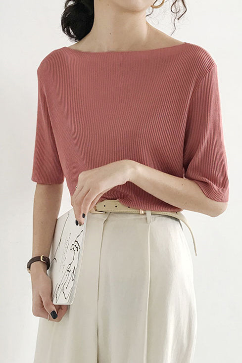 Schlichtes Strickoberteil mit mittellangen Ärmeln