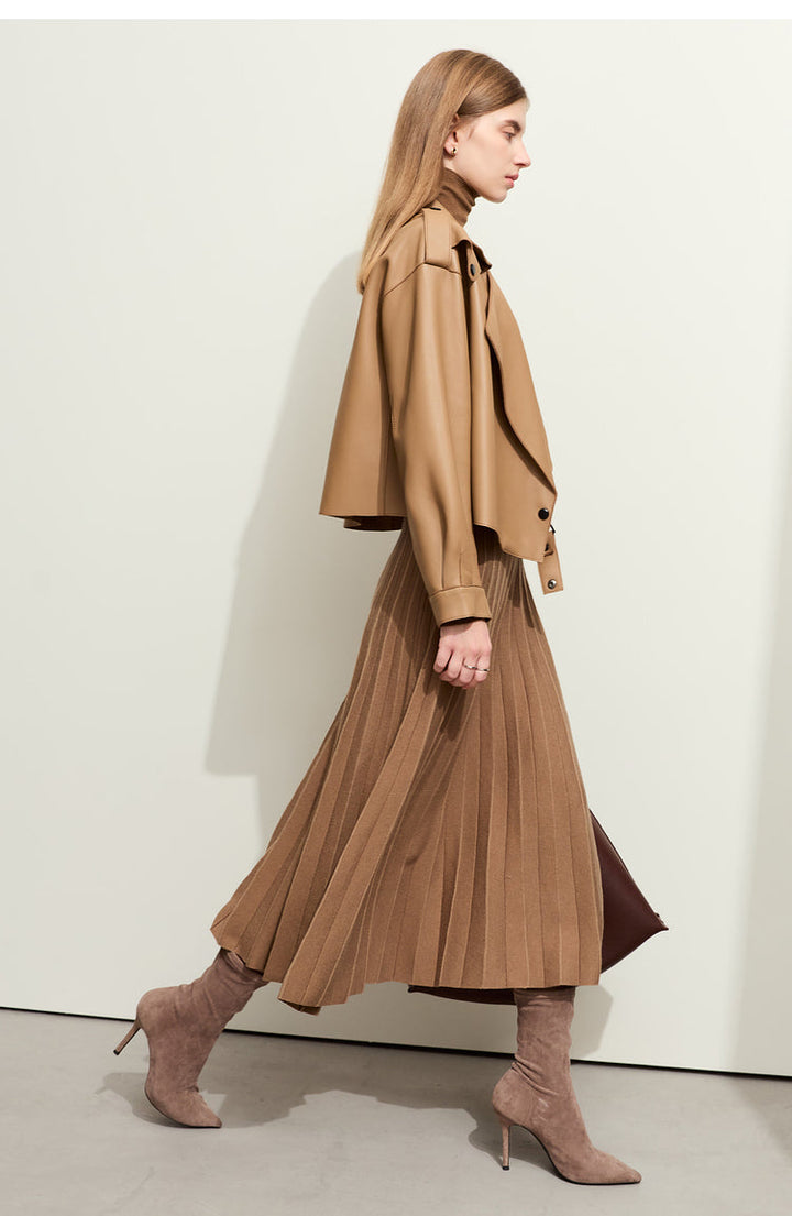 Julliete | Minimalistischer einfarbiger Plissee-Rock