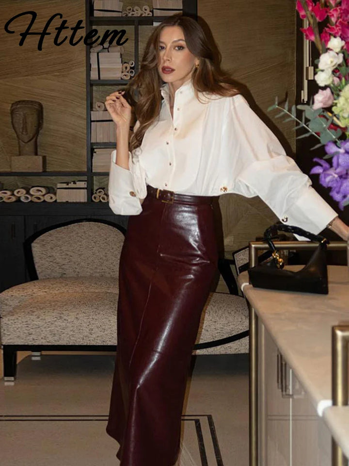 Desi |  Elegante Bluse mit Hollow-Out und Reverskragen