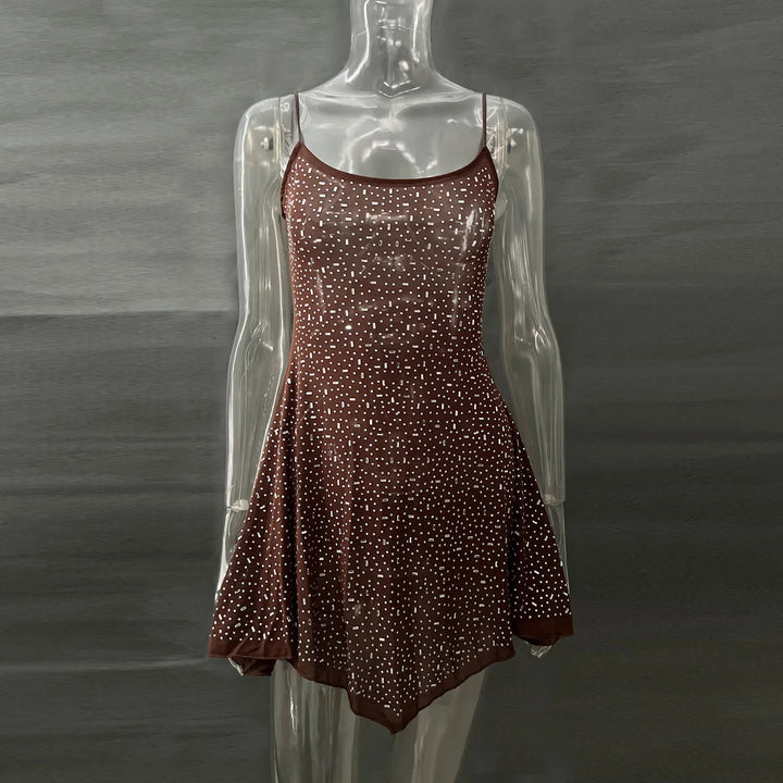 Sheyla | Trägerloses Minikleid mit Strasssteinen