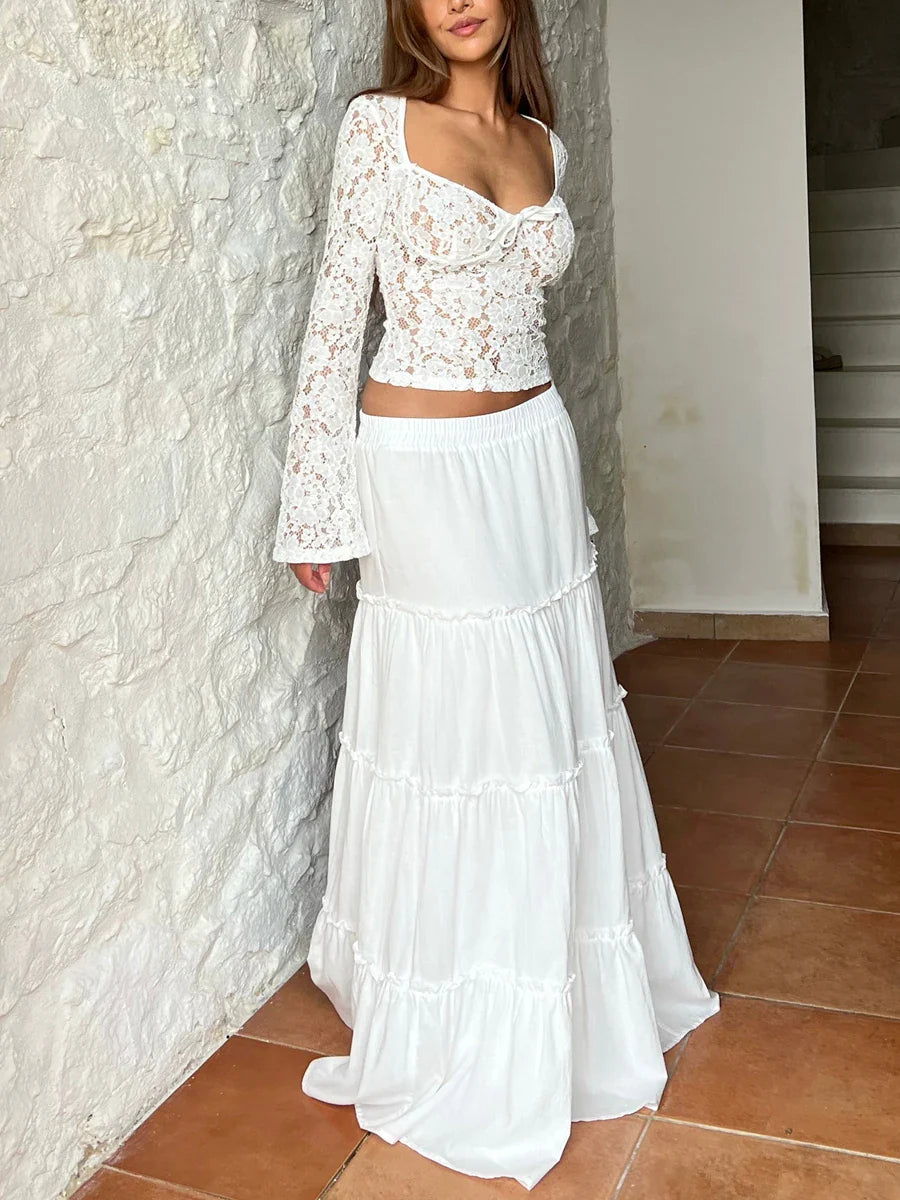 Shanaya | Kurze Bluse mit Spitzenbesatz und Blumenmuster