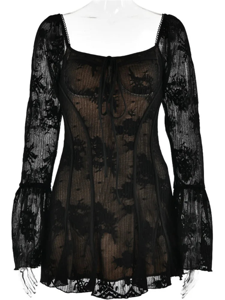 Lacey |  Ein zeitloses Statement