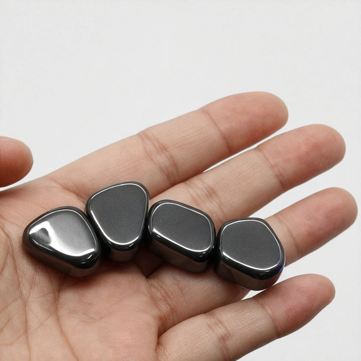 Magna | Polierter schwarzer Lodestone Magnetit – Magnetspiel zur Stressbewältigung und Unterhaltung.