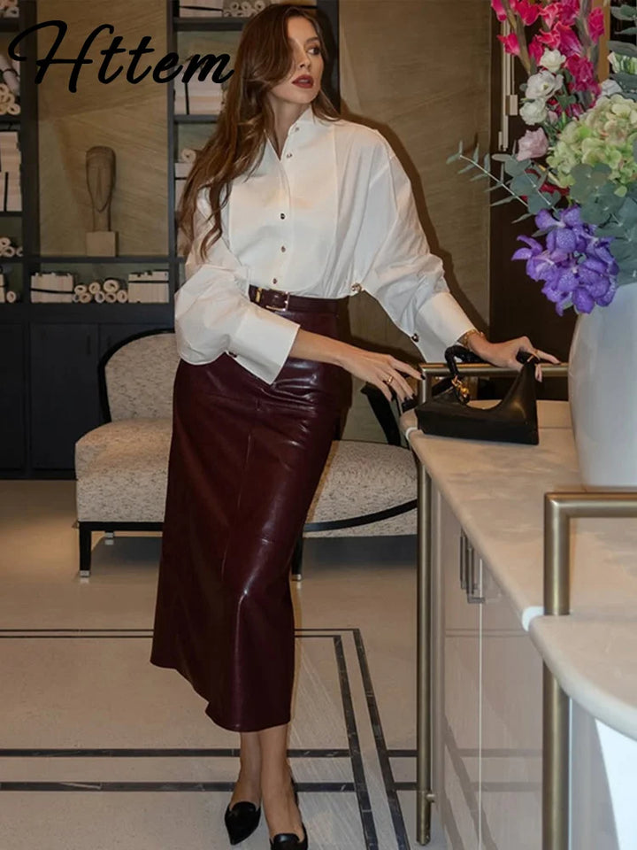 Desi |  Elegante Bluse mit Hollow-Out und Reverskragen